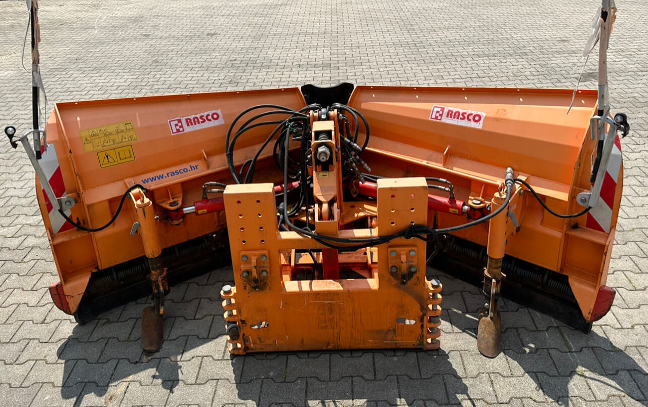 Unimog Schneepflug - Vario Rasco VERTUS 3.2 GB2X3 - מחרשת שלג: תמונה 5 Unimog Schneepflug - Vario Rasco VERTUS 3.2 GB2X3 - מחרשת שלג: תמונה 5