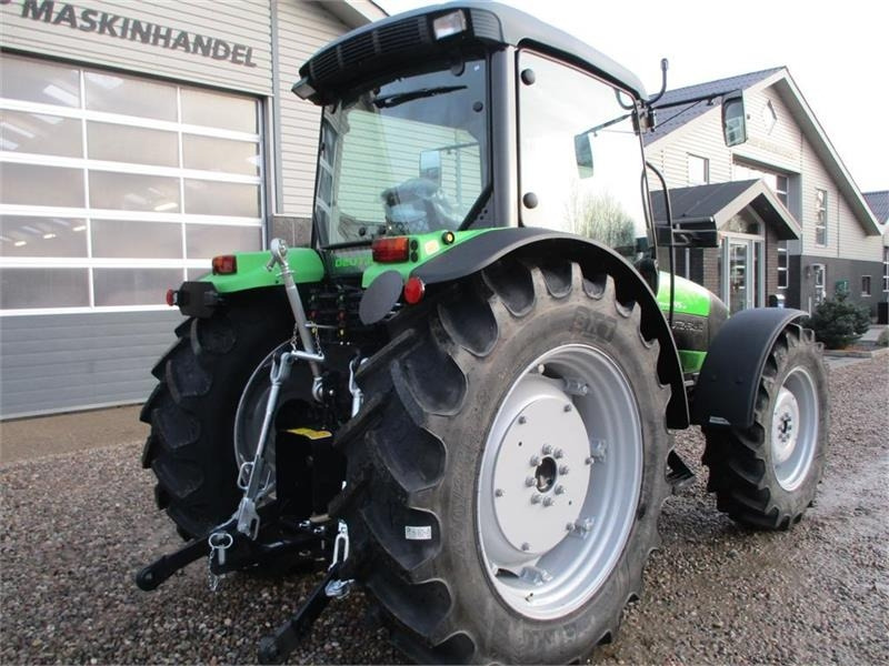 טרקטור חקלאי Deutz-fahr Agrofarm 115G with 30F+30R Hi-Lo and CreepGea: תמונה 15 טרקטור חקלאי Deutz-fahr Agrofarm 115G with 30F+30R Hi-Lo and CreepGea: תמונה 15