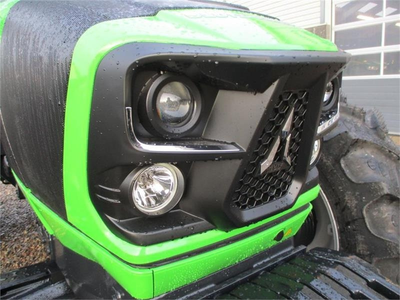 טרקטור חקלאי Deutz-fahr Agrofarm 115G with 30F+30R Hi-Lo and CreepGea: תמונה 14 טרקטור חקלאי Deutz-fahr Agrofarm 115G with 30F+30R Hi-Lo and CreepGea: תמונה 14