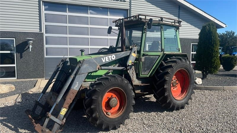Fendt 308 LS Farmer Turbomatik med frontlæsser og skovin - טרקטור חקלאי: תמונה 2 Fendt 308 LS Farmer Turbomatik med frontlæsser og skovin - טרקטור חקלאי: תמונה 2