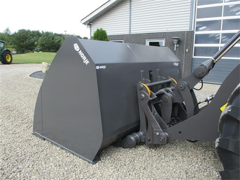 - - - HØJTIPSKOVL NORJE 4,2 m3 265cm bred og vendb - דלי מעמיס: תמונה 4 - - - HØJTIPSKOVL NORJE 4,2 m3 265cm bred og vendb - דלי מעמיס: תמונה 4