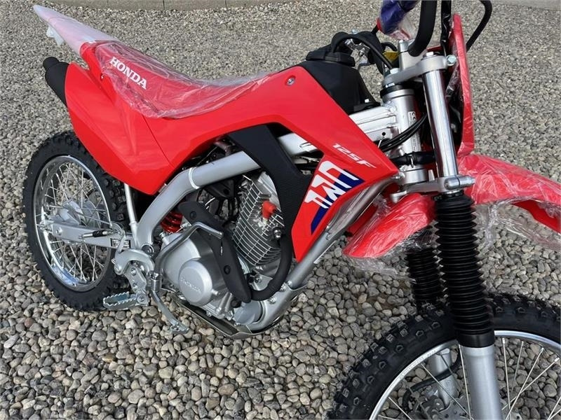 Honda CRF 125 FB Den helt nye model - רכב שטח/ טרקטורון: תמונה 2 Honda CRF 125 FB Den helt nye model - רכב שטח/ טרקטורון: תמונה 2
