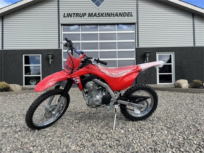 Honda CRF 125 FB Den helt nye model - רכב שטח/ טרקטורון: תמונה 1 Honda CRF 125 FB Den helt nye model - רכב שטח/ טרקטורון: תמונה 1