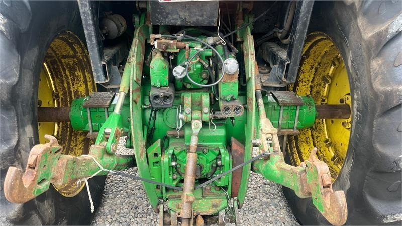 John Deere 4450 med 7,6L motor - טרקטור חקלאי: תמונה 4 John Deere 4450 med 7,6L motor - טרקטור חקלאי: תמונה 4