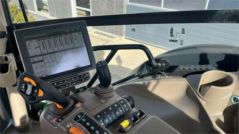 John Deere 6195R Ultimate Edition, CommandPro - טרקטור חקלאי: תמונה 4 John Deere 6195R Ultimate Edition, CommandPro - טרקטור חקלאי: תמונה 4