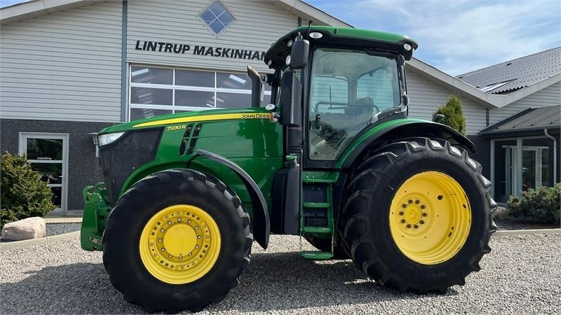 John Deere 7230R Med frontlift. Stor stærk traktor til små pe - טרקטור חקלאי: תמונה 1 John Deere 7230R Med frontlift. Stor stærk traktor til små pe - טרקטור חקלאי: תמונה 1