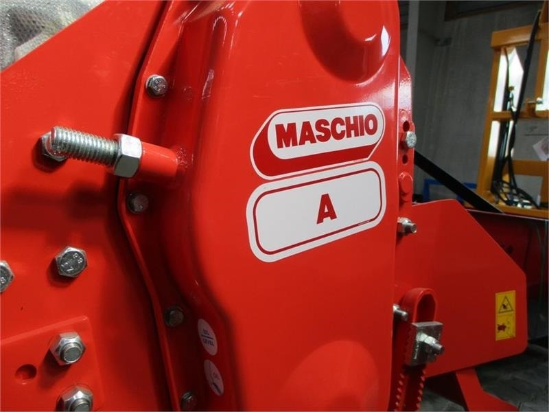 Maschio A 180 fræser - קלטרת: תמונה 3 Maschio A 180 fræser - קלטרת: תמונה 3