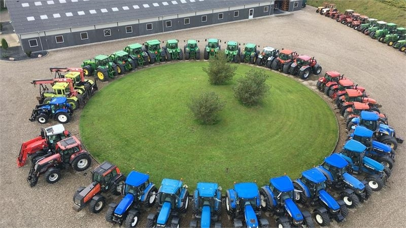 טרקטור חקלאי Massey Ferguson 6480 Dyna 4 Med frontlift og frontlæsser: תמונה 16