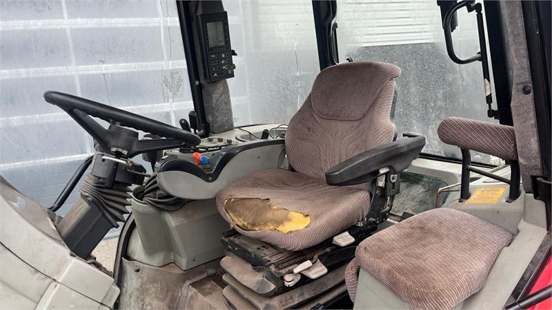 Massey Ferguson 8250 Powercontrol - טרקטור חקלאי: תמונה 5 Massey Ferguson 8250 Powercontrol - טרקטור חקלאי: תמונה 5