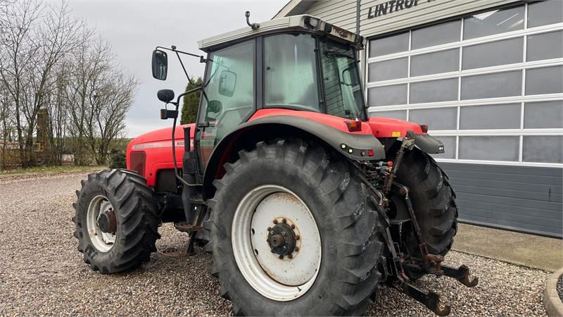 Massey Ferguson 8250 Powercontrol - טרקטור חקלאי: תמונה 3 Massey Ferguson 8250 Powercontrol - טרקטור חקלאי: תמונה 3
