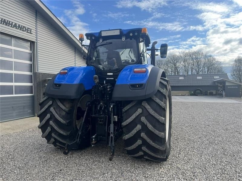 New Holland T7.315 HD med frontlift og front PTO, samt NYE 650 - טרקטור חקלאי: תמונה 3 New Holland T7.315 HD med frontlift og front PTO, samt NYE 650 - טרקטור חקלאי: תמונה 3