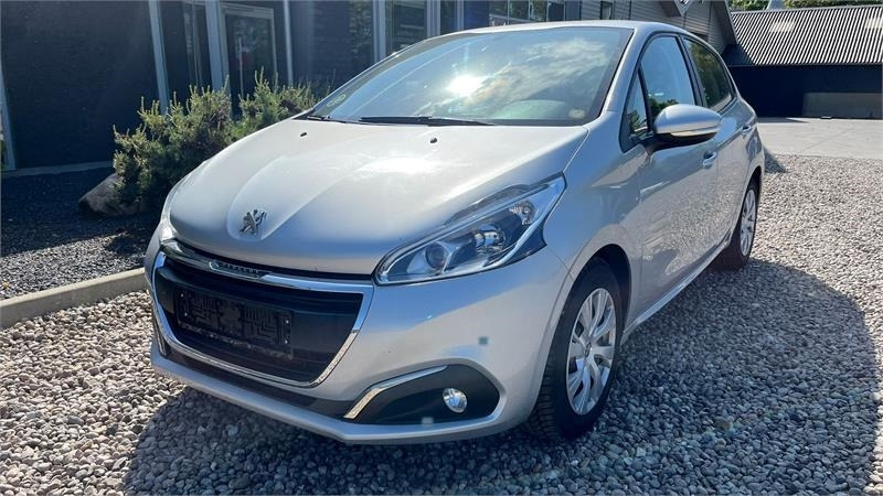 Peugeot 208 1,6 BlueHDi 100 Active Van 5d. NYSYNET og KUN - מיניבוס, כלי רכב מסחרי לנוסעים: תמונה 3 Peugeot 208 1,6 BlueHDi 100 Active Van 5d. NYSYNET og KUN - מיניבוס, כלי רכב מסחרי לנוסעים: תמונה 3