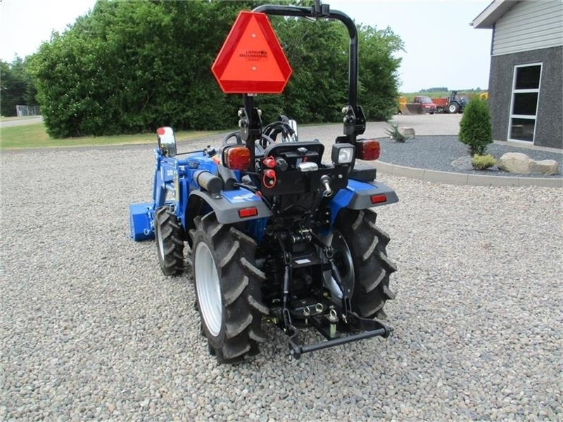 טרקטור עירוני Solis 26 Gearmaskine med servostyrring og fuldhydraulisk: תמונה 6