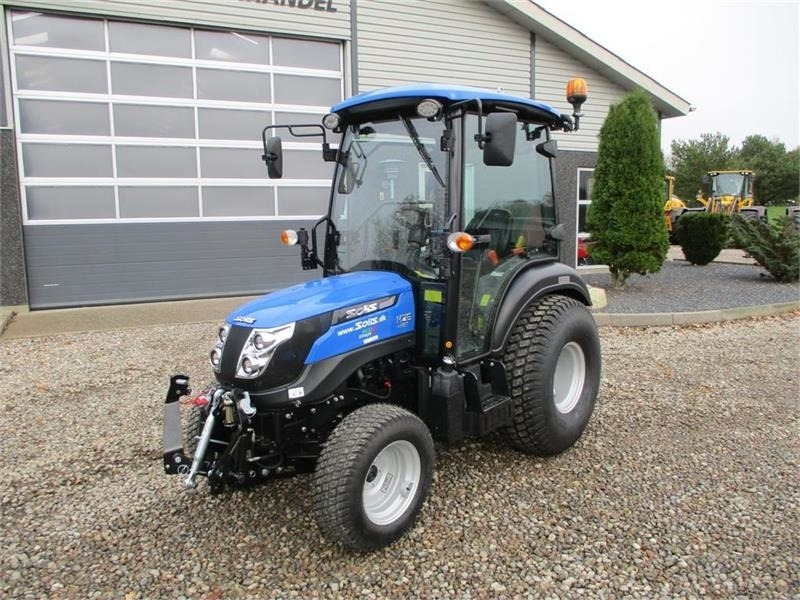 Solis 26 HST Med kabine, Turf dæk og frontlift - טרקטור חקלאי: תמונה 2 Solis 26 HST Med kabine, Turf dæk og frontlift - טרקטור חקלאי: תמונה 2