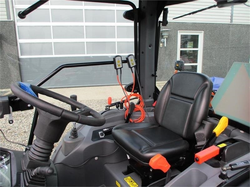 Solis 26 HST Snow Edition med frontlift, Vario SHL150 sn - טרקטור חקלאי: תמונה 4 Solis 26 HST Snow Edition med frontlift, Vario SHL150 sn - טרקטור חקלאי: תמונה 4