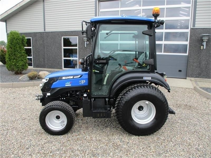 Solis 26 HST med kabine og turf hjul - טרקטור חקלאי: תמונה 3 Solis 26 HST med kabine og turf hjul - טרקטור חקלאי: תמונה 3