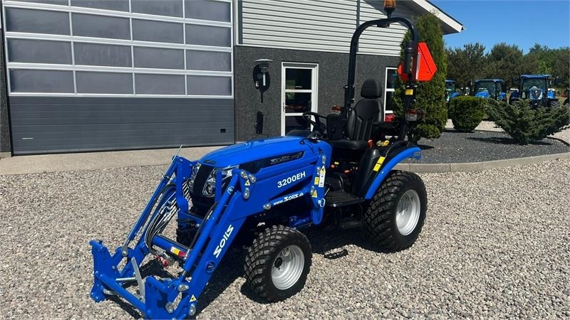 Solis H26 HST Med Frontlæsser og GardenPro dæk - טרקטור עירוני: תמונה 2 Solis H26 HST Med Frontlæsser og GardenPro dæk - טרקטור עירוני: תמונה 2