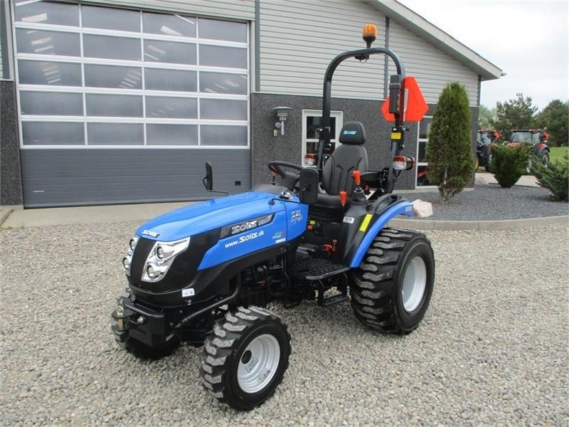 Solis S26 Shuttle XL 9+9 med industridæk - טרקטור חקלאי: תמונה 2 Solis S26 Shuttle XL 9+9 med industridæk - טרקטור חקלאי: תמונה 2
