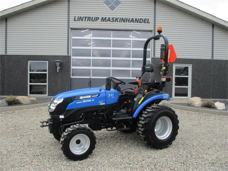 Solis S26 Shuttle XL 9+9 med industridæk - טרקטור חקלאי: תמונה 1 Solis S26 Shuttle XL 9+9 med industridæk - טרקטור חקלאי: תמונה 1