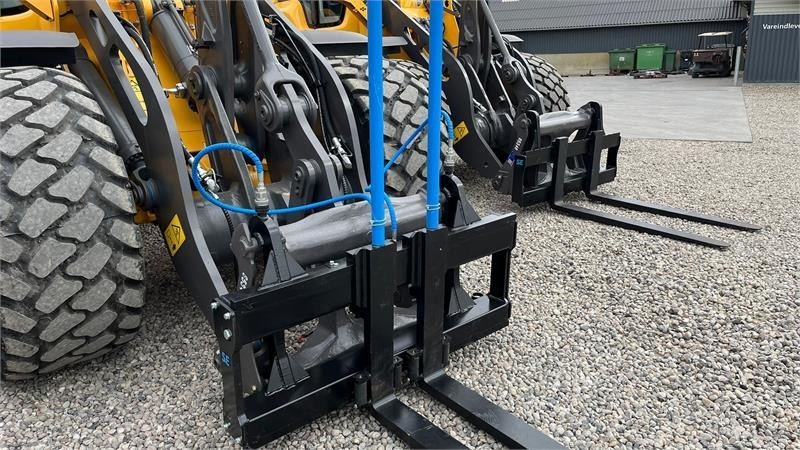 Volvo Pallegafler Hydraulisk 5Tons pallegafler med Volvo - מעמיס גלגלים: תמונה 4 Volvo Pallegafler Hydraulisk 5Tons pallegafler med Volvo - מעמיס גלגלים: תמונה 4
