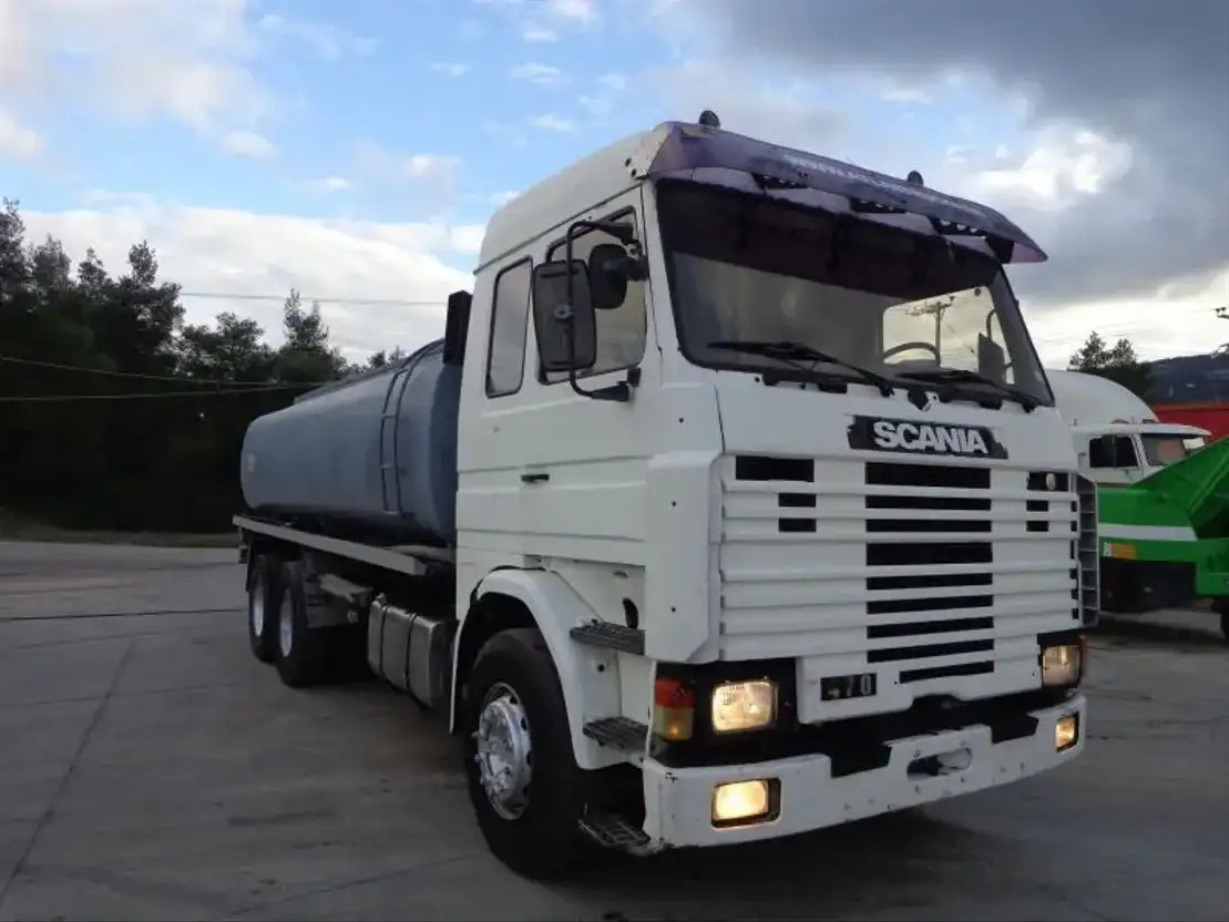 Scania R143-470 V8 Scania R143HL .470 6X2 Diesel/OIL Tank - משאית מכל: תמונה 1 Scania R143-470 V8 Scania R143HL .470 6X2 Diesel/OIL Tank - משאית מכל: תמונה 1