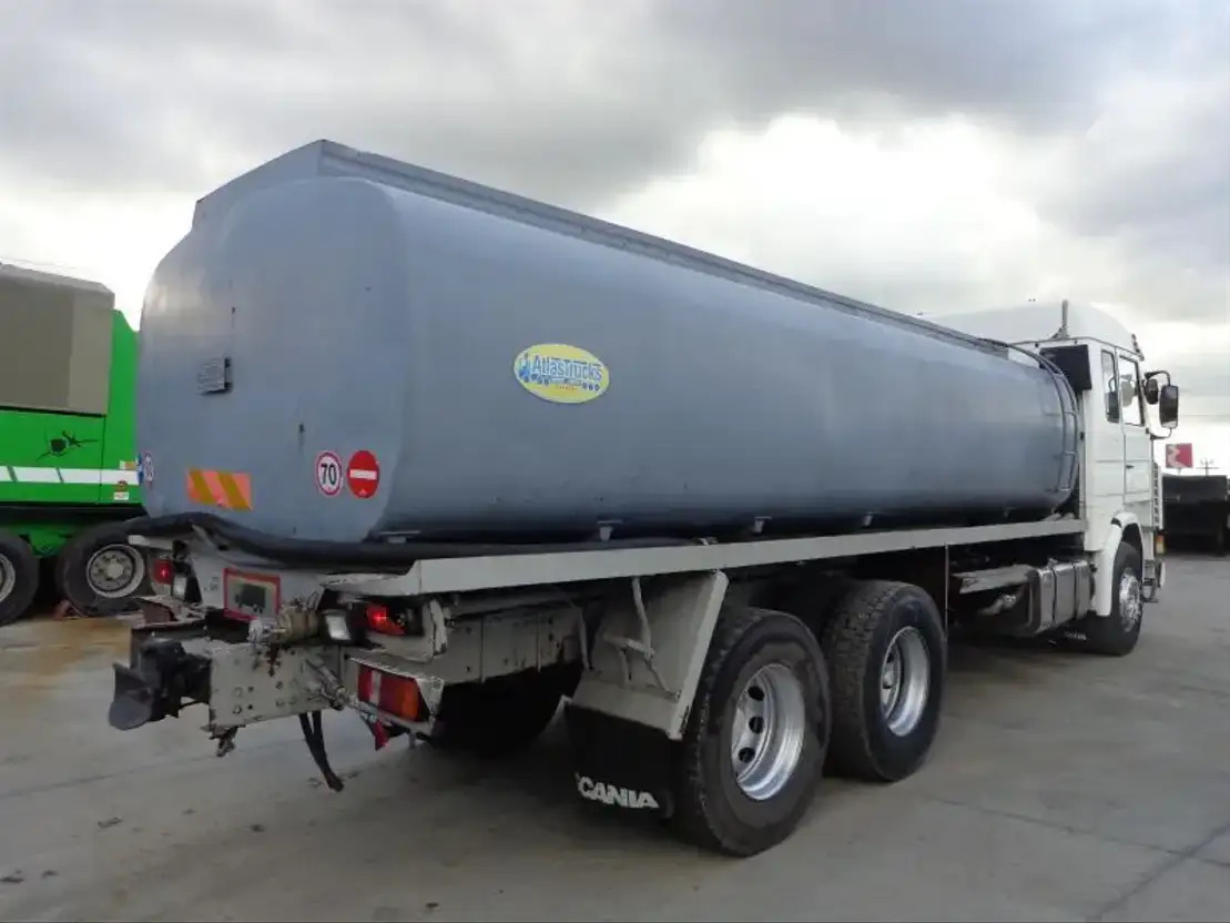 Scania R143-470 V8 Scania R143HL .470 6X2 Diesel/OIL Tank - משאית מכל: תמונה 5 Scania R143-470 V8 Scania R143HL .470 6X2 Diesel/OIL Tank - משאית מכל: תמונה 5