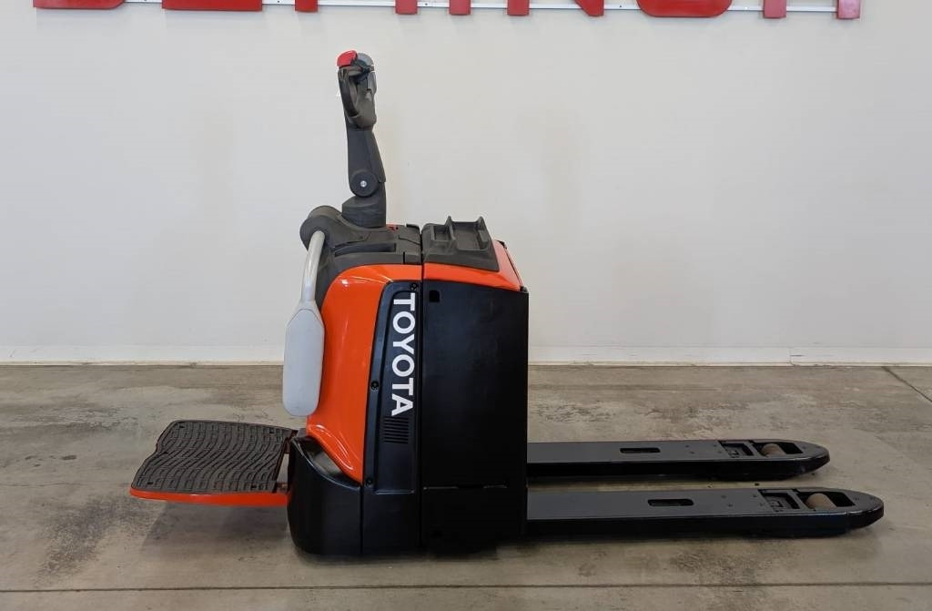 Toyota 10794 LPE200 - מלגזה חשמלית: תמונה 3 Toyota 10794 LPE200 - מלגזה חשמלית: תמונה 3