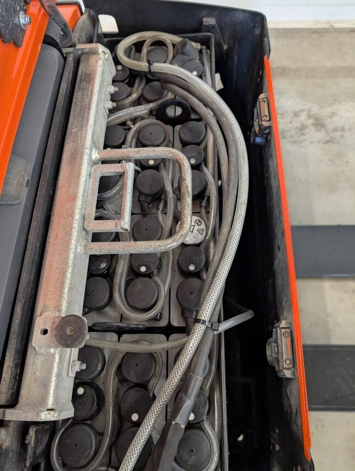 Toyota 10794 LPE200 - מלגזה חשמלית: תמונה 4 Toyota 10794 LPE200 - מלגזה חשמלית: תמונה 4