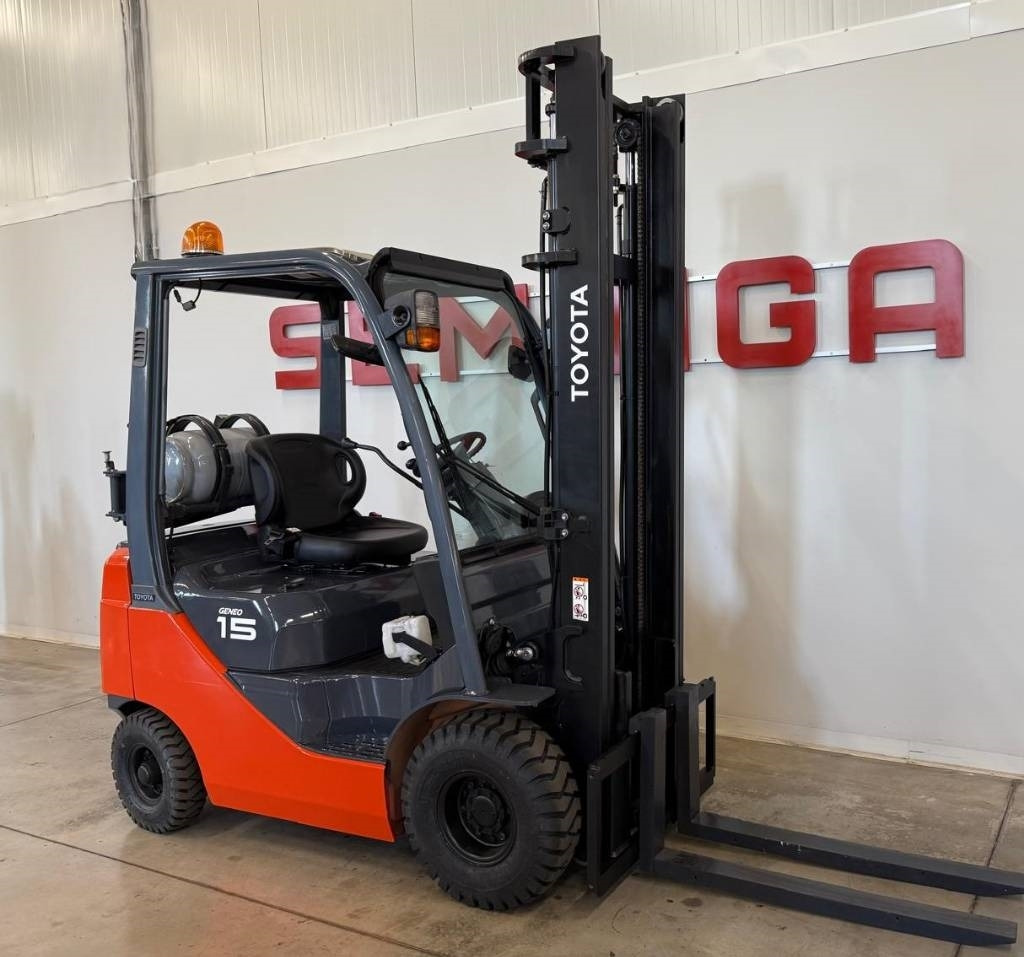 Toyota 10926 - 02-8FG15 - מלגזת LPG: תמונה 1 Toyota 10926 - 02-8FG15 - מלגזת LPG: תמונה 1