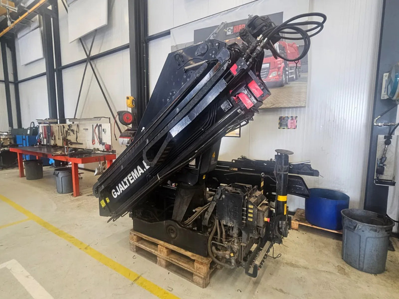 Hiab 23 tm hiab with radio remote - זרוע: תמונה 3 Hiab 23 tm hiab with radio remote - זרוע: תמונה 3