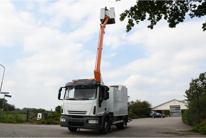 Iveco EuroCargo 120 E18!! ARBEITSBUHNE/SKYWORKER/HOOGWERKER!!EURO5!! CUSTERS!! - משאית: תמונה 3 Iveco EuroCargo 120 E18!! ARBEITSBUHNE/SKYWORKER/HOOGWERKER!!EURO5!! CUSTERS!! - משאית: תמונה 3