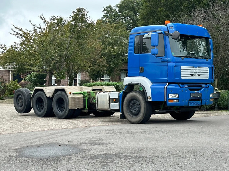 MAN TGA 35.480 8x4!!TRIPLE CHASSIS!! - משאית עם שלדת תא: תמונה 2 MAN TGA 35.480 8x4!!TRIPLE CHASSIS!! - משאית עם שלדת תא: תמונה 2
