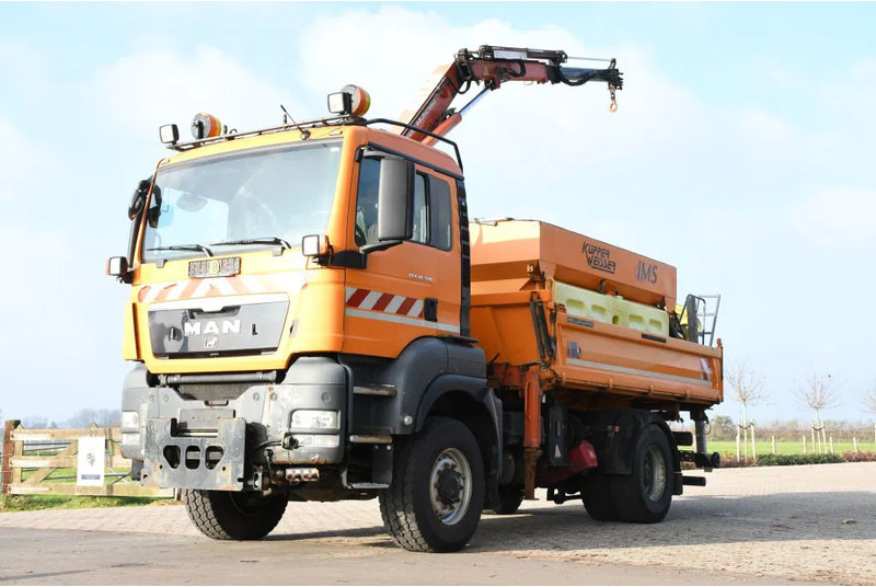 MAN TGS 18.320 4x4!! KRAN/!!!WINTERDIENST/DREISEITENKIPPER!!KOMMUNAL/KLIMA!! - מזהיר, משאית מנוף: תמונה 3 MAN TGS 18.320 4x4!! KRAN/!!!WINTERDIENST/DREISEITENKIPPER!!KOMMUNAL/KLIMA!! - מזהיר, משאית מנוף: תמונה 3