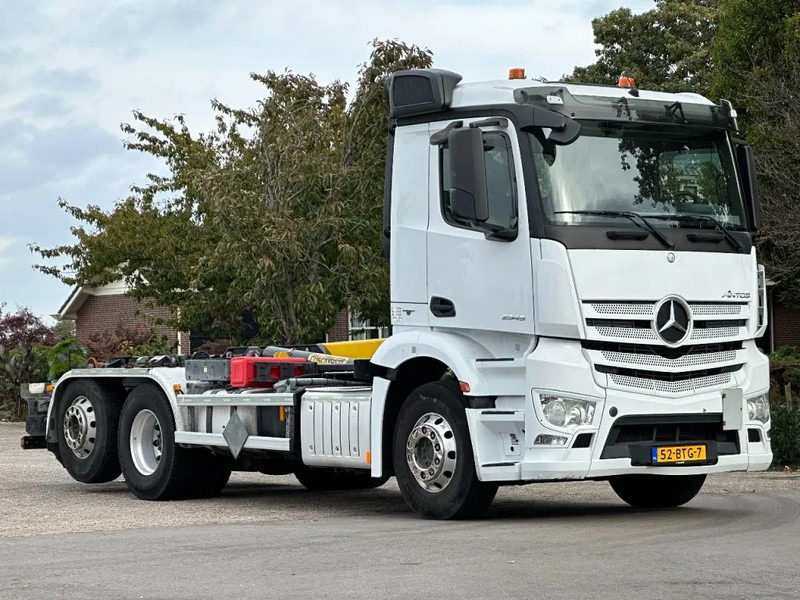 Mercedes-Benz Antos 2545!!EUR6 HAAK/ABROLLKIPPER!!KNICKARM!! - משאית הרמת וו: תמונה 2 Mercedes-Benz Antos 2545!!EUR6 HAAK/ABROLLKIPPER!!KNICKARM!! - משאית הרמת וו: תמונה 2