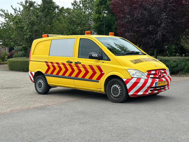 Mercedes-Benz Vito 113 CDI AUTOMAAT!!CONVOI EXCEPTIONNEL!!BEGELEIDINGSWAGEN!! - כלי רכב מסחרי קטן: תמונה 1 Mercedes-Benz Vito 113 CDI AUTOMAAT!!CONVOI EXCEPTIONNEL!!BEGELEIDINGSWAGEN!! - כלי רכב מסחרי קטן: תמונה 1