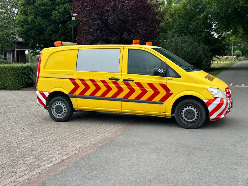 Mercedes-Benz Vito 113 CDI AUTOMAAT!!CONVOI EXCEPTIONNEL!!BEGELEIDINGSWAGEN!! - כלי רכב מסחרי קטן: תמונה 2 Mercedes-Benz Vito 113 CDI AUTOMAAT!!CONVOI EXCEPTIONNEL!!BEGELEIDINGSWAGEN!! - כלי רכב מסחרי קטן: תמונה 2