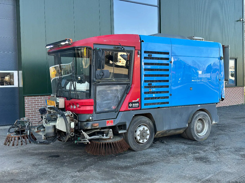 Ravo 580 VEEGMACHINE/SWEEPER!! - מטאטא כבישים: תמונה 1 Ravo 580 VEEGMACHINE/SWEEPER!! - מטאטא כבישים: תמונה 1