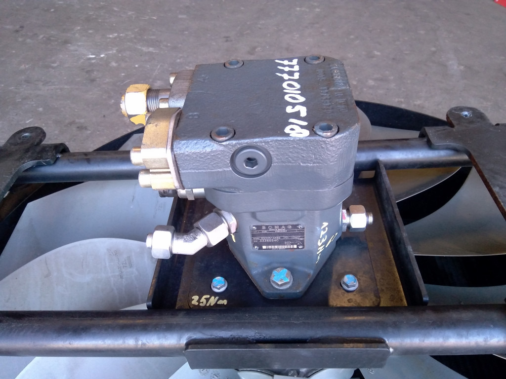 Bomag 05802664 - - מנוע הידרולי עבור מכונת בנייה: תמונה 1 Bomag 05802664 - - מנוע הידרולי עבור מכונת בנייה: תמונה 1