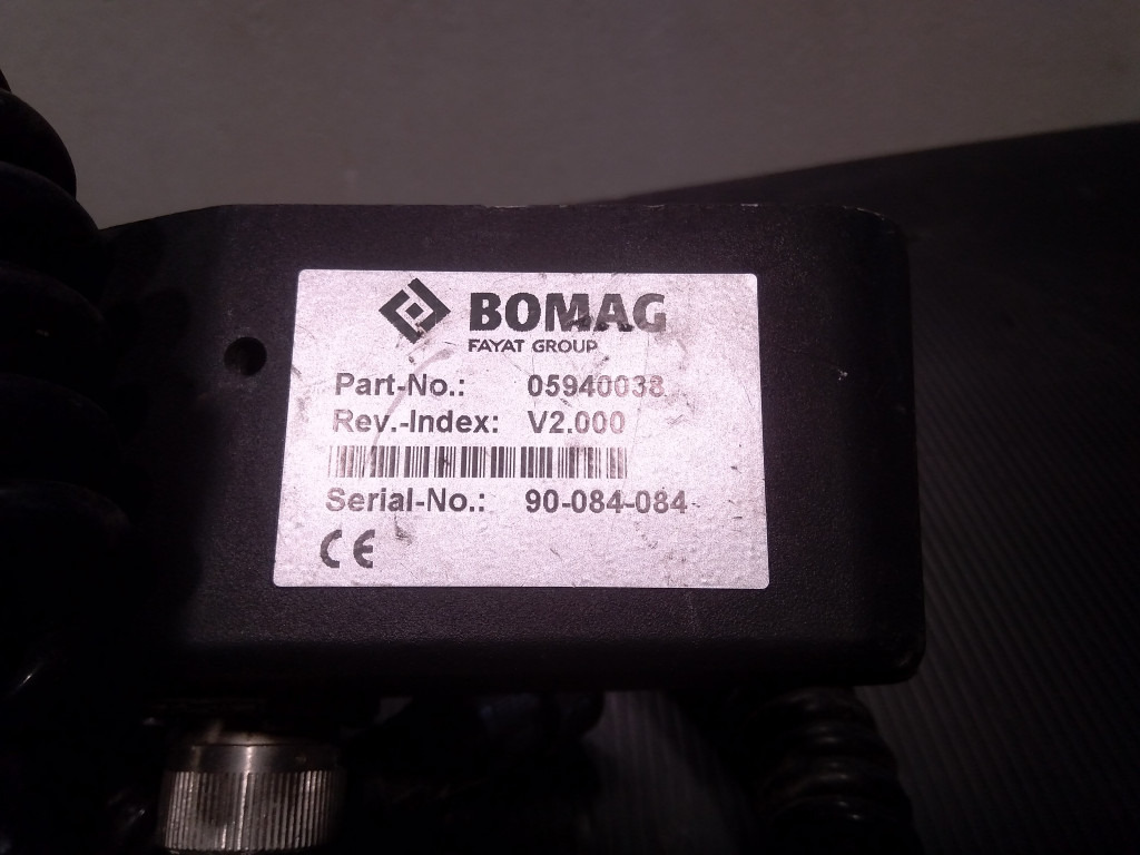 Bomag BM2000-75 - - לוח מחוונים עבור מכונת בנייה: תמונה 4 Bomag BM2000-75 - - לוח מחוונים עבור מכונת בנייה: תמונה 4