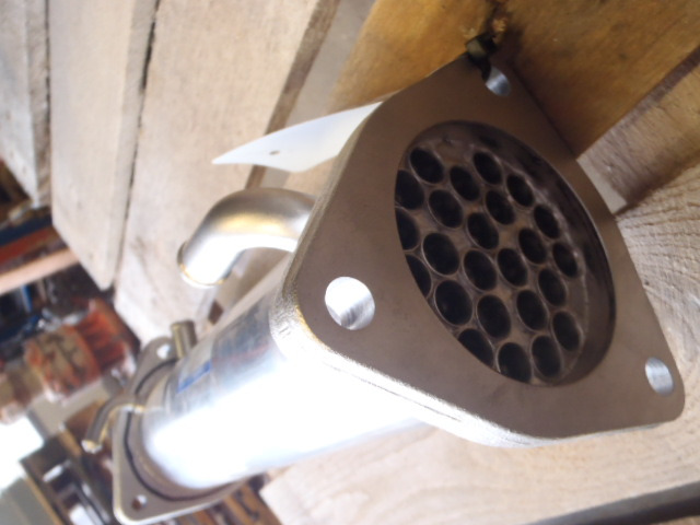 Case 8976067182 - 87646089 - מקרר EGR עבור מכונה חקלאית: תמונה 2 Case 8976067182 - 87646089 - מקרר EGR עבור מכונה חקלאית: תמונה 2