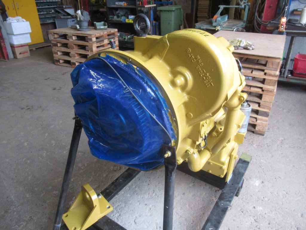Caterpillar 1148945 - 1760056 - תיבת הילוכים עבור מכונת בנייה: תמונה 2 Caterpillar 1148945 - 1760056 - תיבת הילוכים עבור מכונת בנייה: תמונה 2