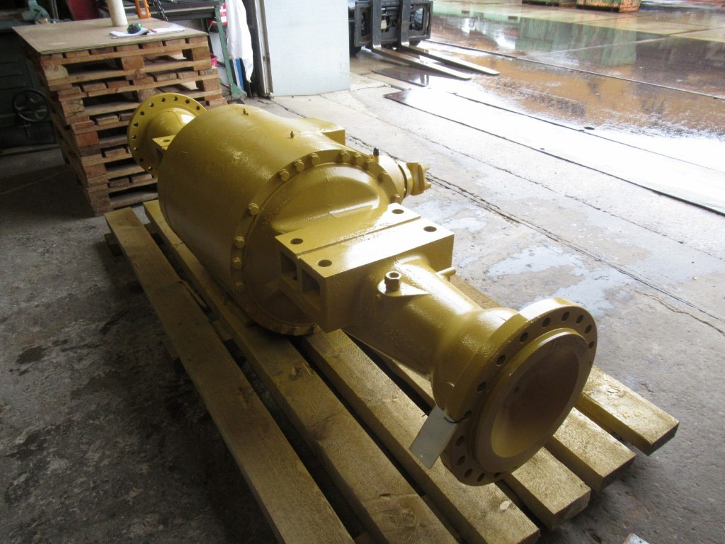 Caterpillar 2514522 - סרן קדמי עבור מכונת בנייה: תמונה 2 Caterpillar 2514522 - סרן קדמי עבור מכונת בנייה: תמונה 2