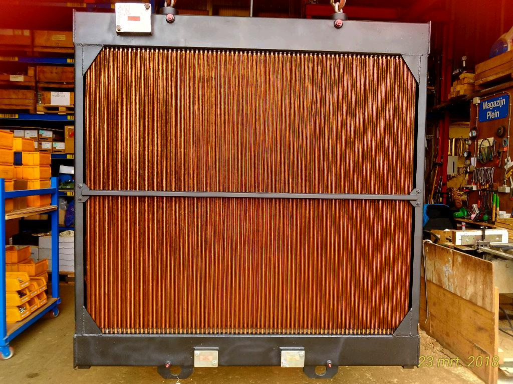 Caterpillar 2767875 - 5353620 - רדיאטור עבור מכונת בנייה: תמונה 1 Caterpillar 2767875 - 5353620 - רדיאטור עבור מכונת בנייה: תמונה 1