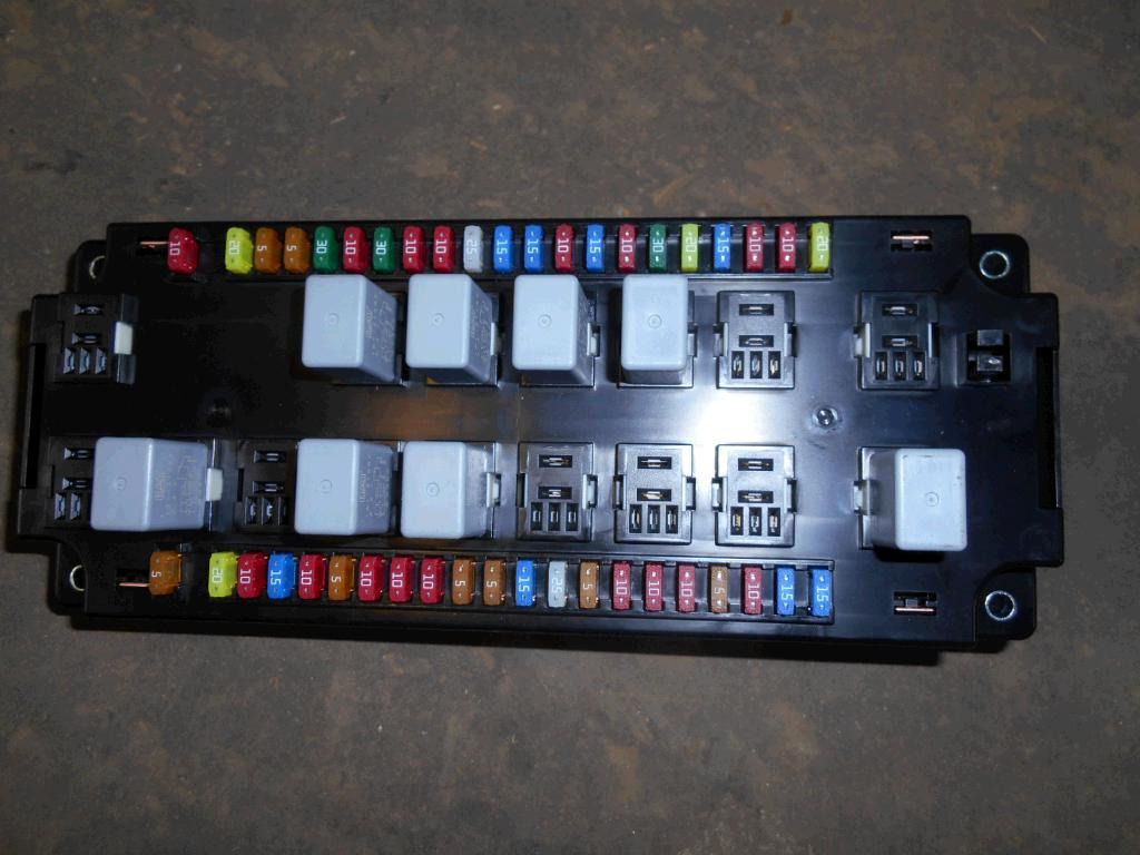 Caterpillar 3778061X - נתיך עבור מכונת בנייה: תמונה 2 Caterpillar 3778061X - נתיך עבור מכונת בנייה: תמונה 2