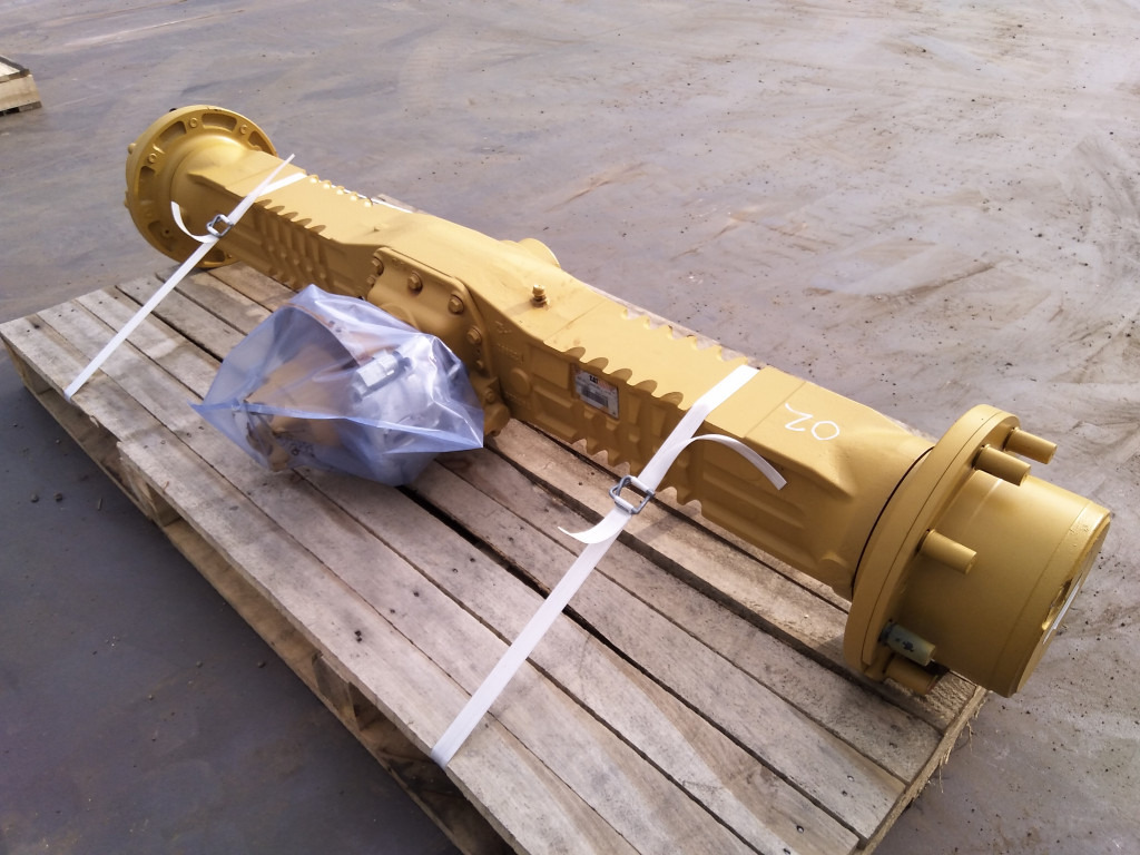 Caterpillar 4454602 - 2628652 - סרן קדמי עבור מכונת בנייה: תמונה 3 Caterpillar 4454602 - 2628652 - סרן קדמי עבור מכונת בנייה: תמונה 3