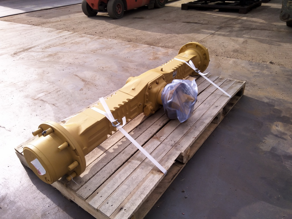 Caterpillar 4454602 - 2628652 - סרן קדמי עבור מכונת בנייה: תמונה 2 Caterpillar 4454602 - 2628652 - סרן קדמי עבור מכונת בנייה: תמונה 2