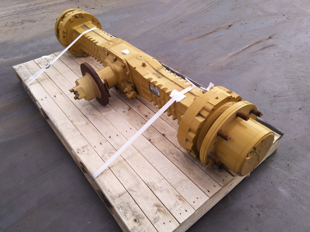 Caterpillar 4454603 - 2628660 - סרן קדמי עבור מכונת בנייה: תמונה 2 Caterpillar 4454603 - 2628660 - סרן קדמי עבור מכונת בנייה: תמונה 2