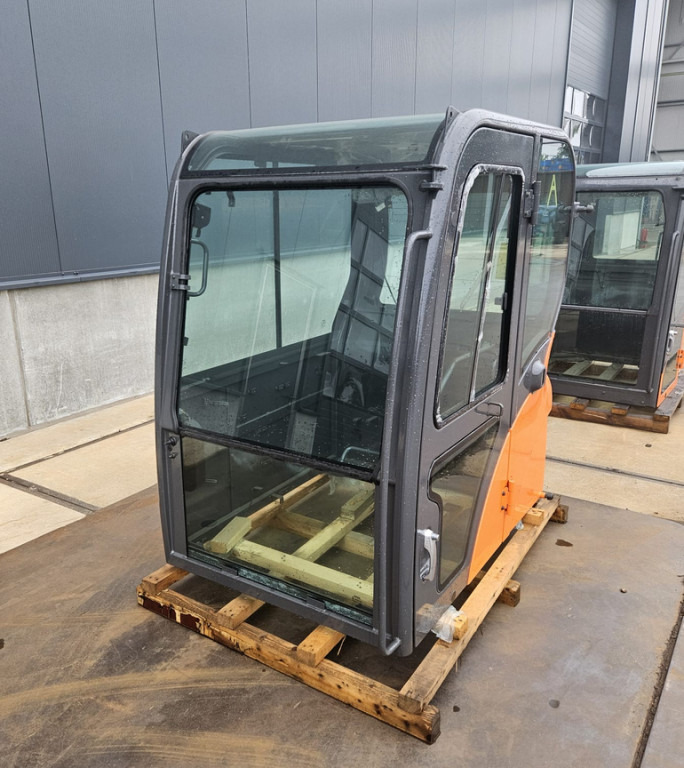 Doosan 220101-00889K - 220101-00889 - תא עבור מכונת בנייה: תמונה 2 Doosan 220101-00889K - 220101-00889 - תא עבור מכונת בנייה: תמונה 2