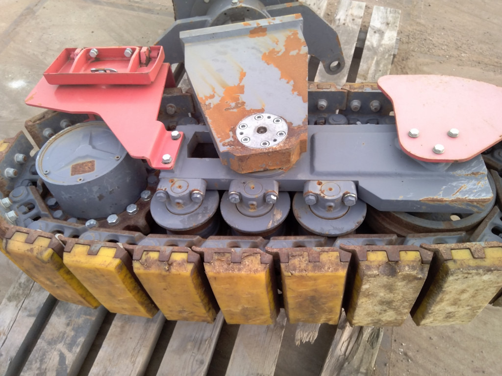 Dynapac PL1000F - - חלקי תושבת עבור מכונת בנייה: תמונה 3 Dynapac PL1000F - - חלקי תושבת עבור מכונת בנייה: תמונה 3