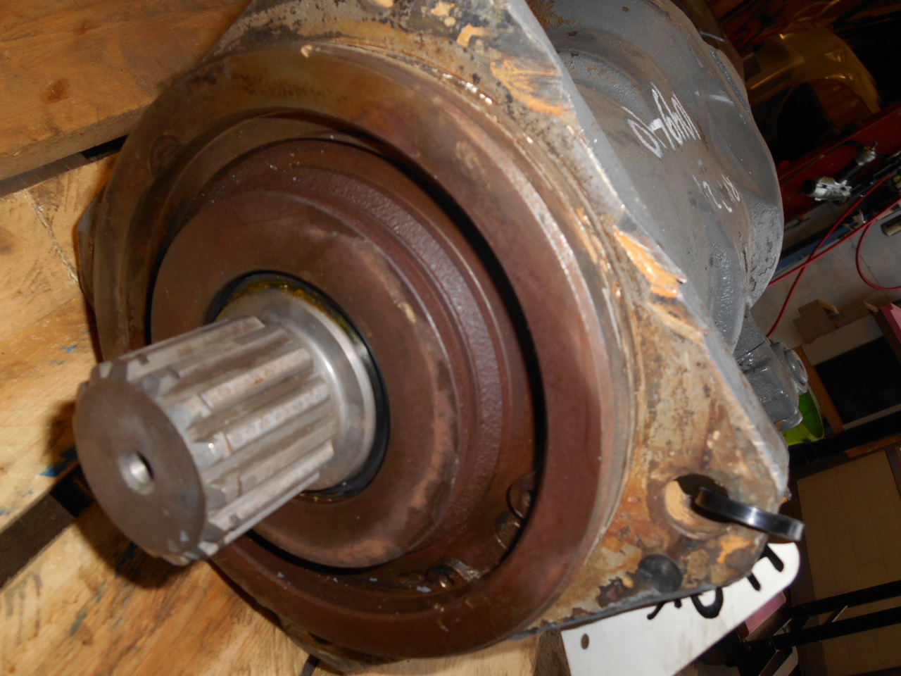 Hitachi 9077555 - - משאבה הידרולית עבור מכונת בנייה: תמונה 4 Hitachi 9077555 - - משאבה הידרולית עבור מכונת בנייה: תמונה 4